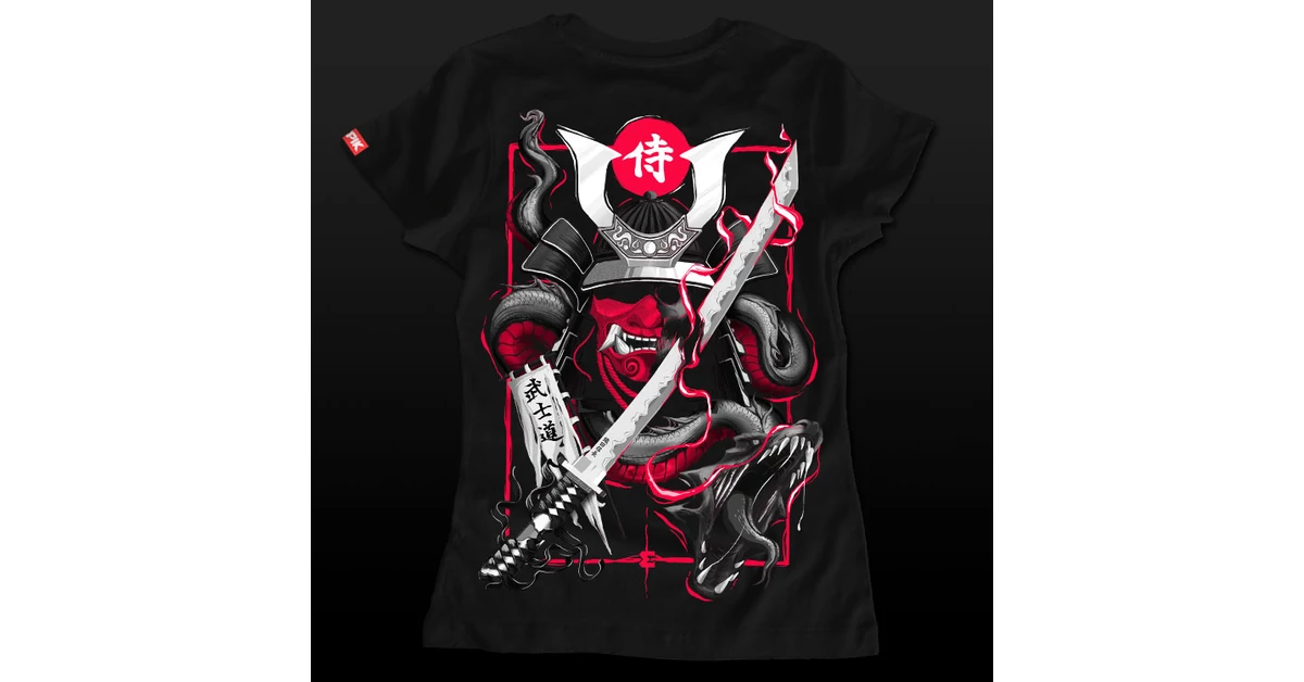 Noir collection // Custom T-shirts for women